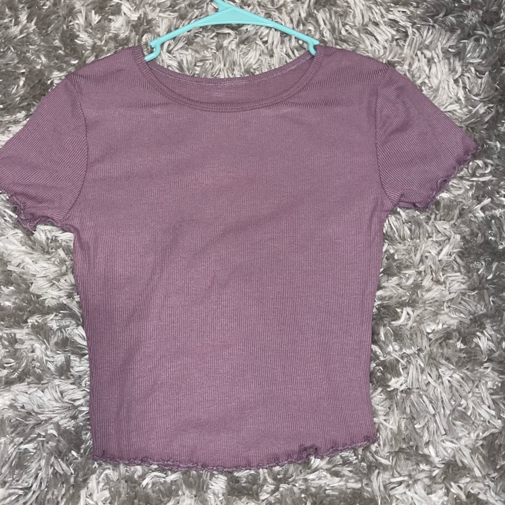 Purple ribbed shirt